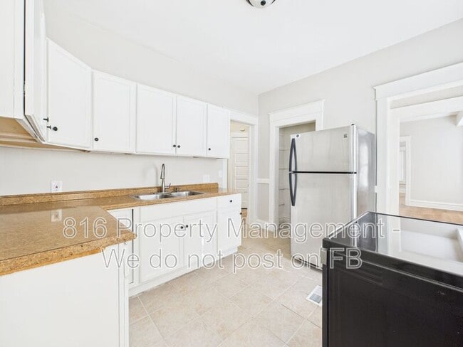 Building Photo - 2712 Park Ave