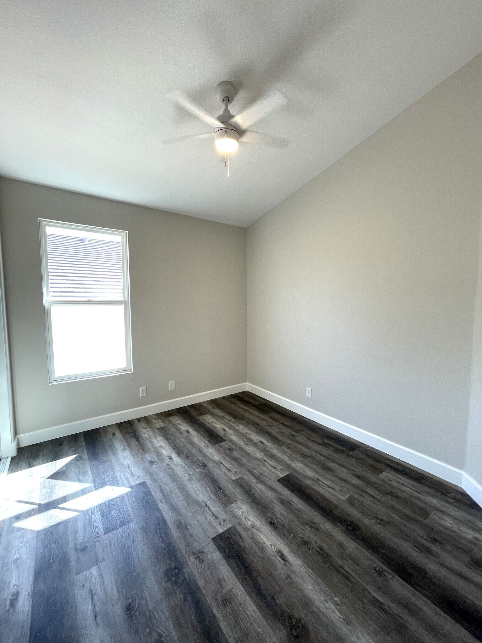 Building Photo - 1249 Bernardo Ave