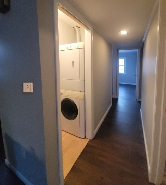 Hallway w/ Laundry closet - view from living room - 411 Brewer St