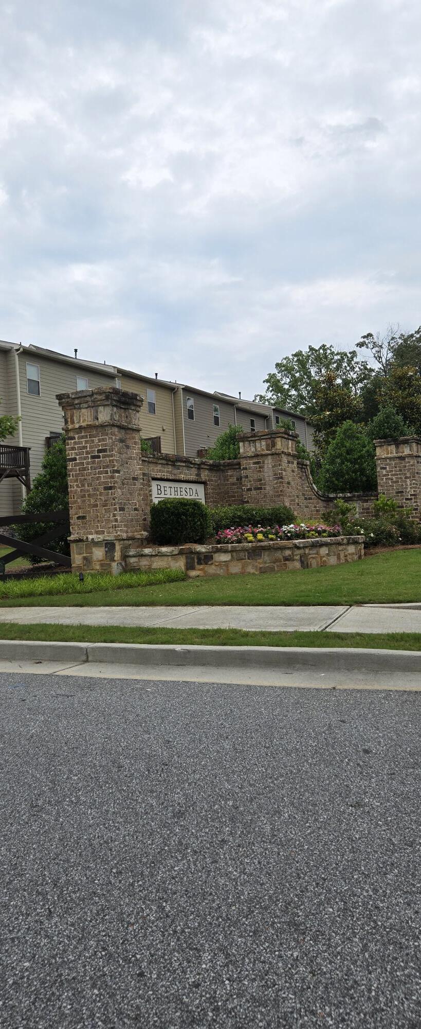 Building Photo - 3498 Hidden Valley Cir