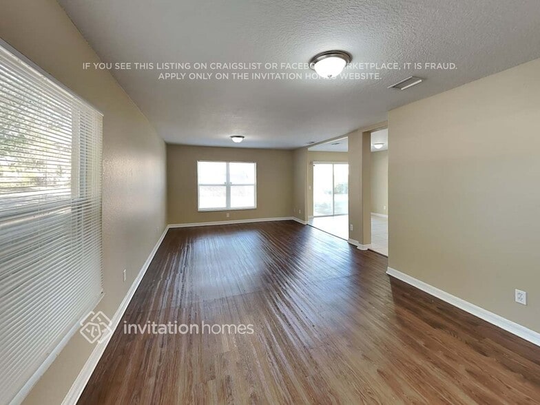 Building Photo - 7176 Chatum Light Run