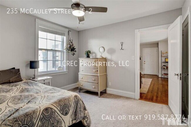 Building Photo - 235 McCauley St