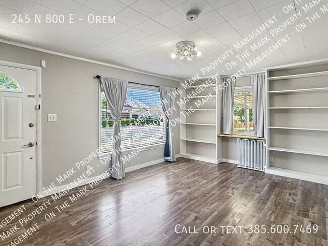 Building Photo - 245 N 800 E