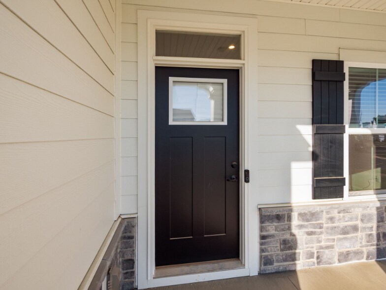Building Photo - 370 Alicia Kelton Dr