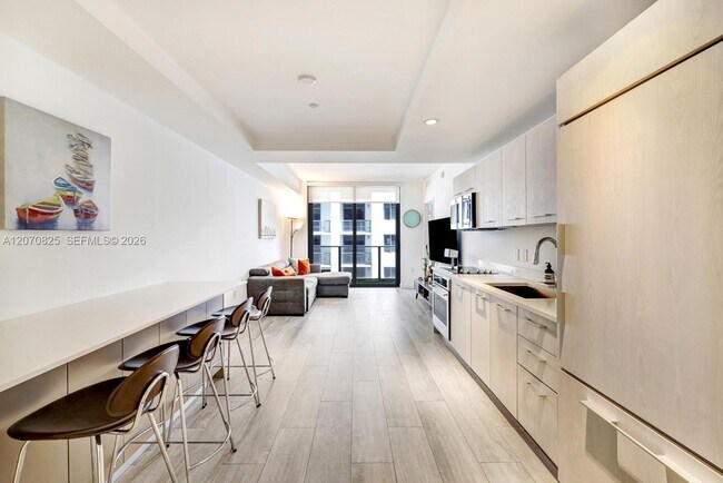 Building Photo - 55 SW 9th St