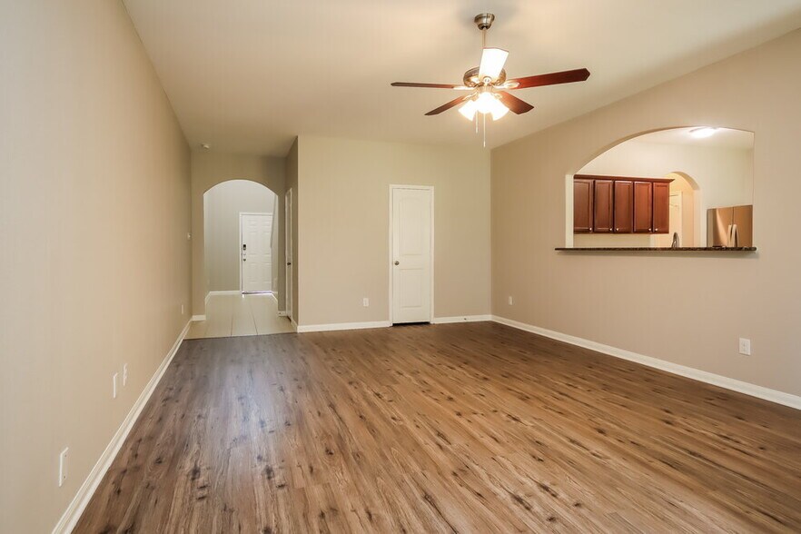 Building Photo - 21235 Slate Bend Dr