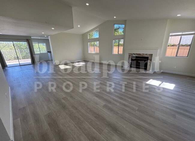 Building Photo - 15635 Corte Raposo