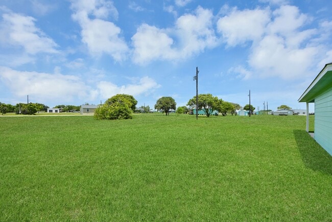 Building Photo - 288 Buckskin Dr