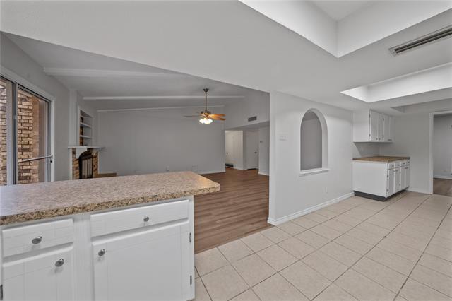 Building Photo - 2834 Fern Glen Dr