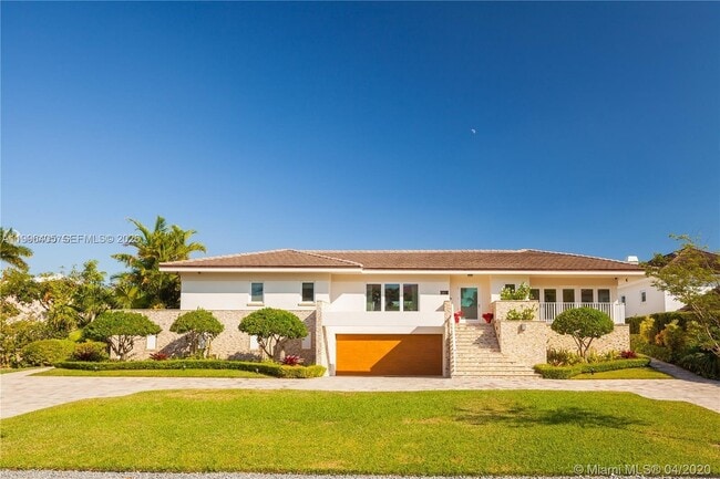 Building Photo - 6831 Sunrise Ct