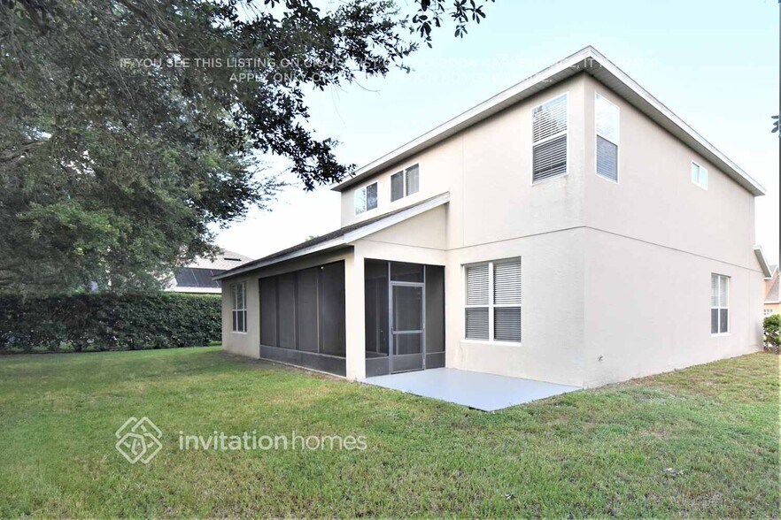 Building Photo - 15233 Serenade Dr