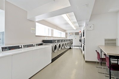 Building Photo - 1150 N Lake Shore Dr