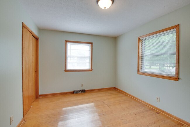 Building Photo - 3902 McCally Pl