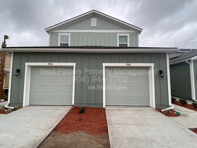 Building Photo - 9588 Star Dr