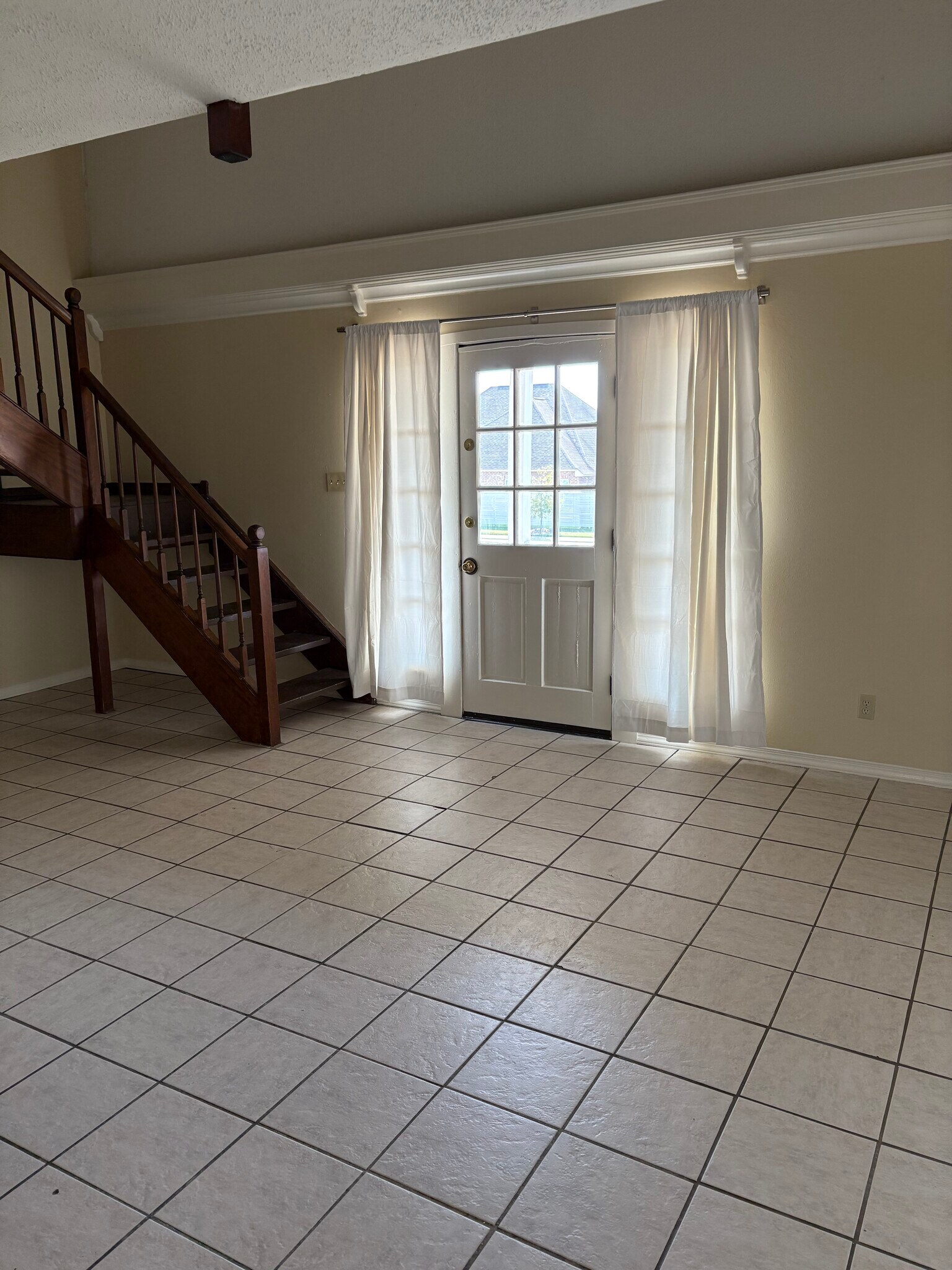 Living room - 107 Guillot Rd