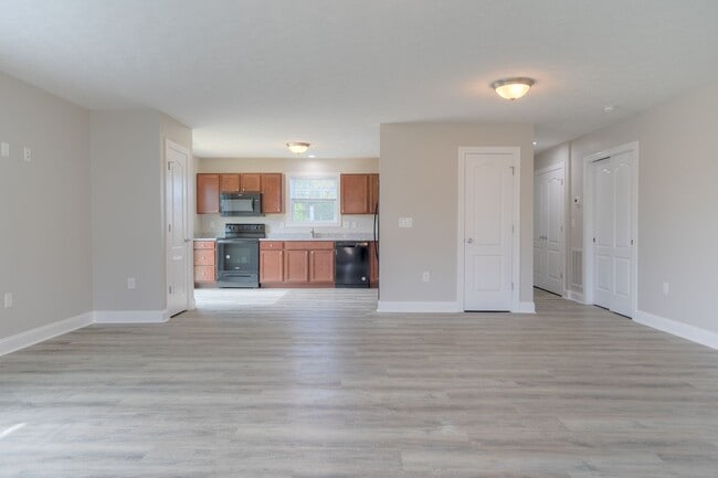 Building Photo - More units and move-in options available.