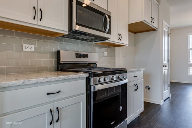 Building Photo - 2206 Venture Dr