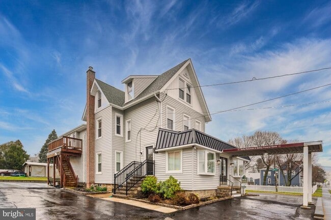 Building Photo - 625 Byberry Rd