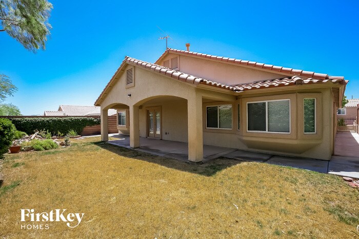 Building Photo - 6236 Little Elm St