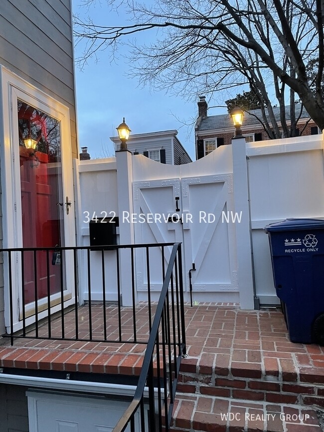 Building Photo - 3422 Reservoir Rd NW