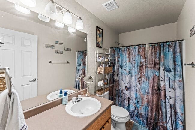 Building Photo - 6531 Passing Sky Dr