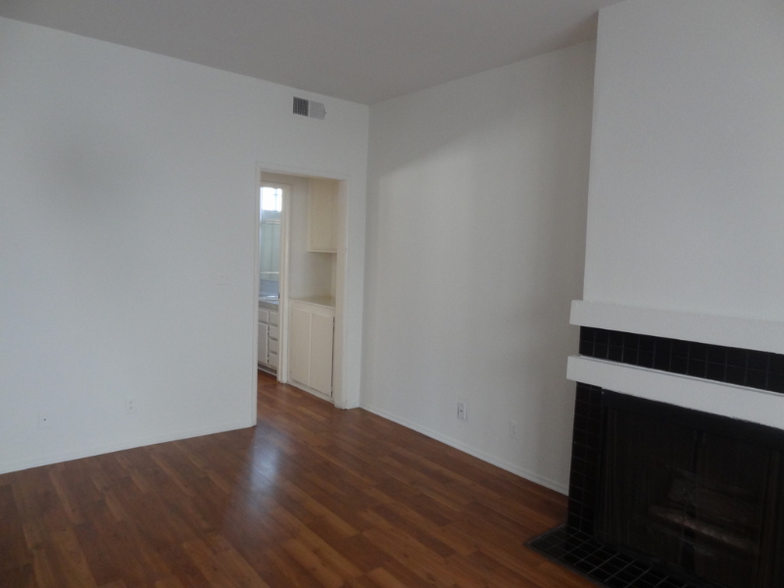 Building Photo - 3648 Motor Ave
