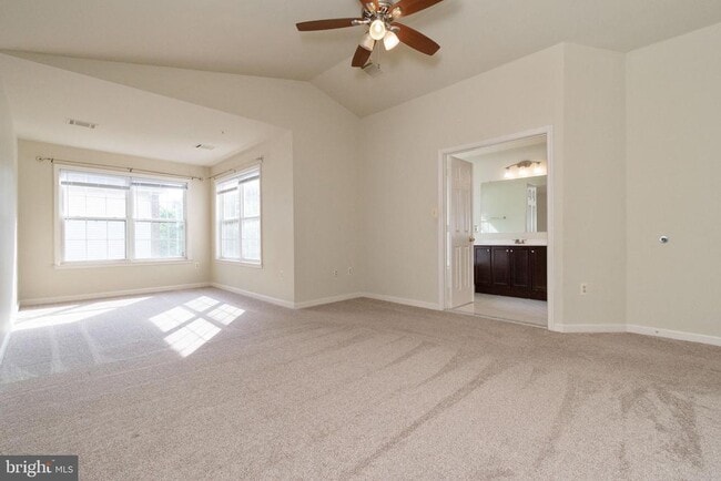 Building Photo - 10301 Greenspire Way