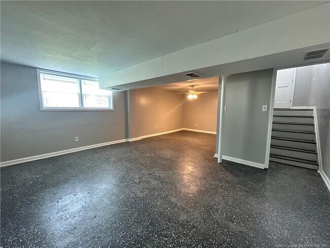 Building Photo - 4333 Belford Rd