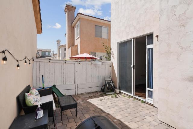 Building Photo - 1228 La Vida Ct