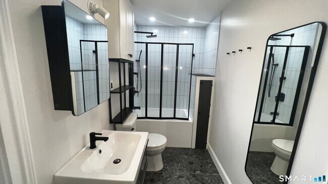 Building Photo - 34-36 Charter Oak Pl