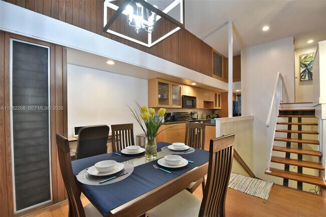 Building Photo - 250 SE Park St