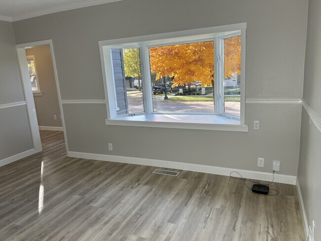 Building Photo - 2220 S 1st Ave