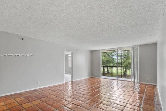 Building Photo - 3150 W Rolling Hills Cir