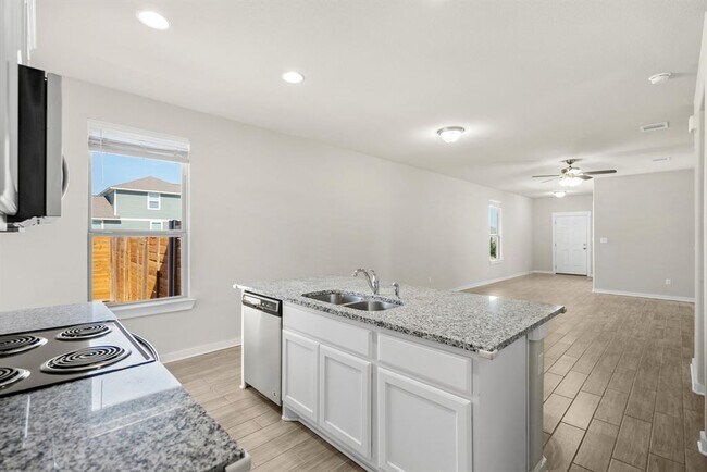 Building Photo - 221 Ancellotta Wy