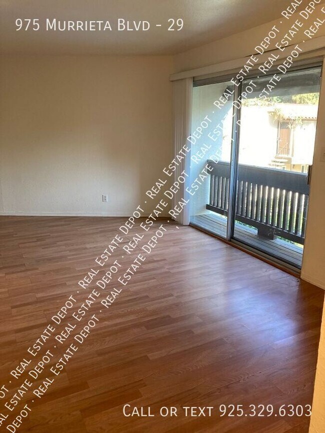 Building Photo - 975 Murrieta Blvd