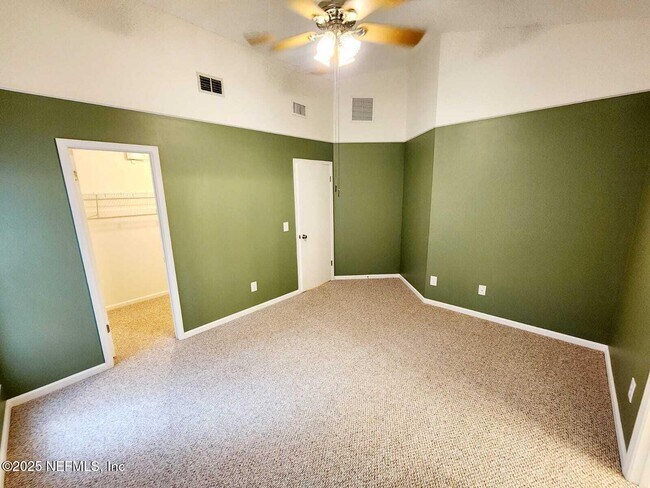 Building Photo - 3910 Karissa Ann Pl E