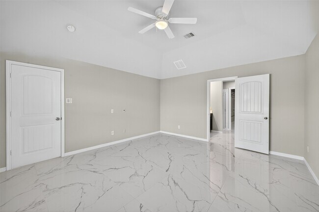 Building Photo - 6919 Kingsford Gable Ct
