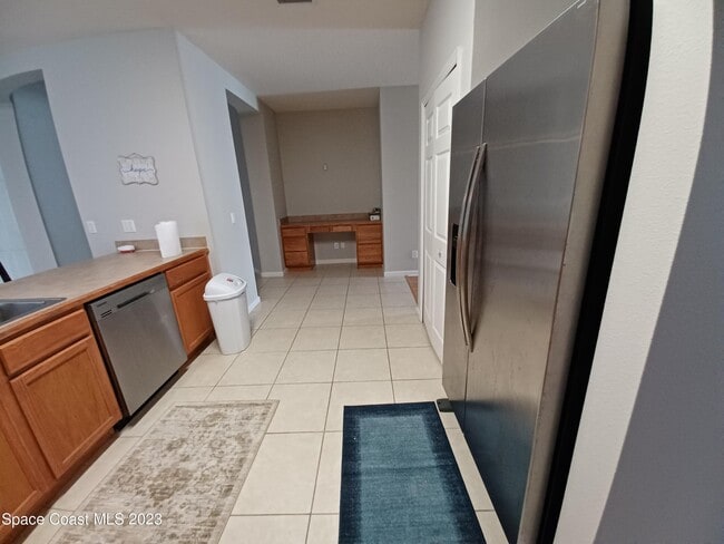 Building Photo - 402 Breckenridge Cir SE