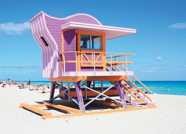 Building Photo - 1800 Collins Ave