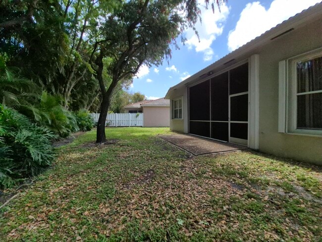 Building Photo - 12654 Via Ravenna