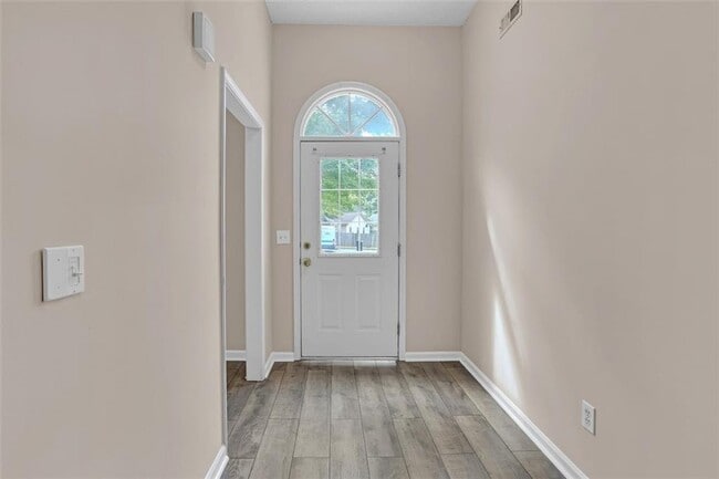 Building Photo - 1315 Sweetwater Ct