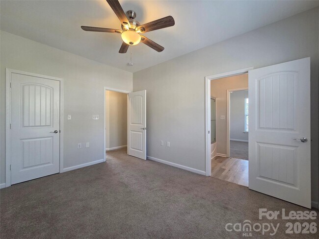 Building Photo - 15437 Coventry Ct Ln