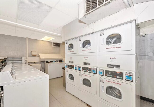 Building Photo - 240 M St SW