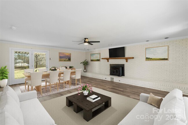 Building Photo - 2509 Wesley Chapel Rd