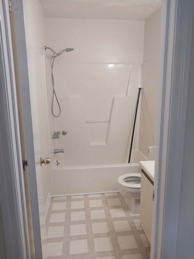 Building Photo - 3BD/2BA HOME FOR RENT