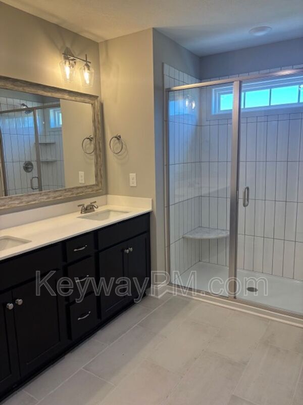 Building Photo - 2044 Denmark Ave SE