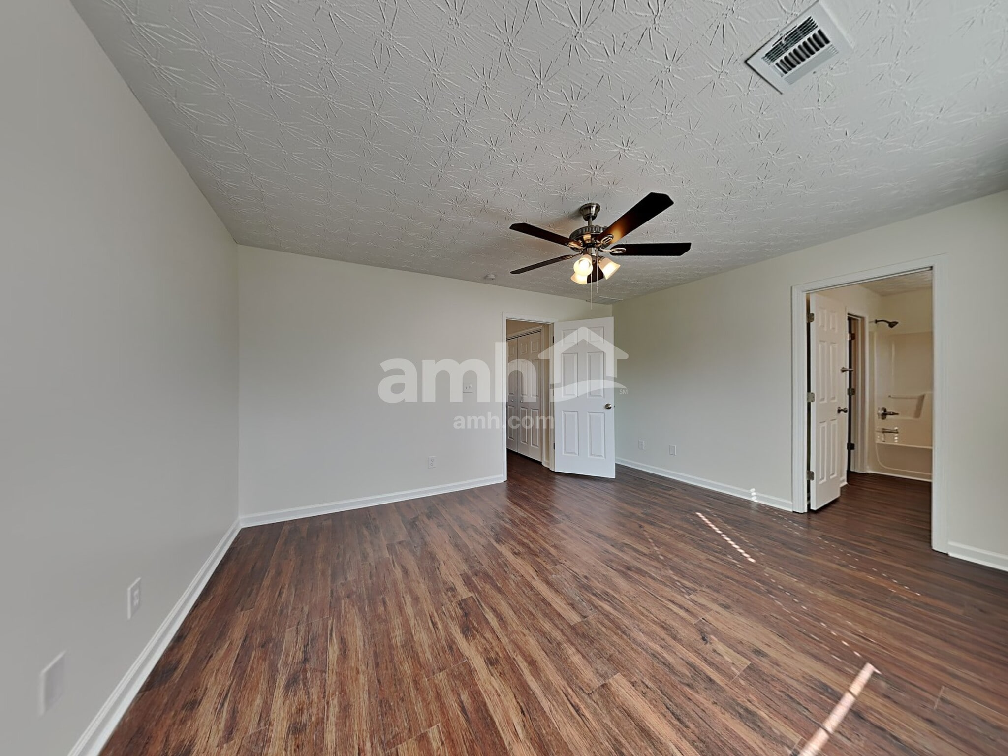 Building Photo - 814 Carlton Pointe Terrace