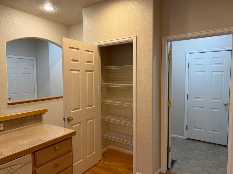 Building Photo - 5162 Southern Cross Ln