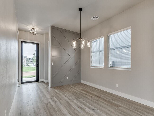 Building Photo - Beautiful home inOklahoma City