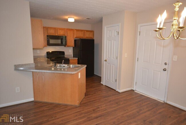 Building Photo - 1525 Eastern Sunrise Ln